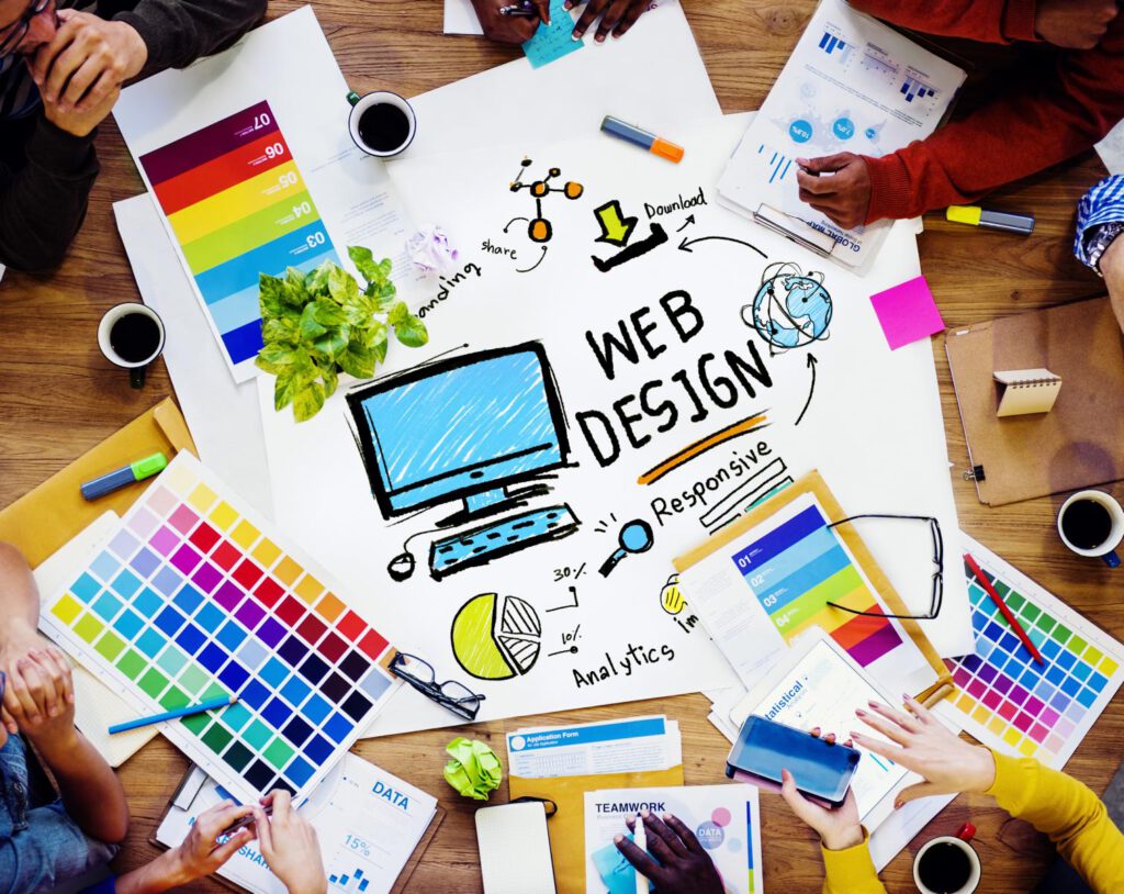 Webdesigner Arbeitsplatz, Farbpaletten, Skizzen